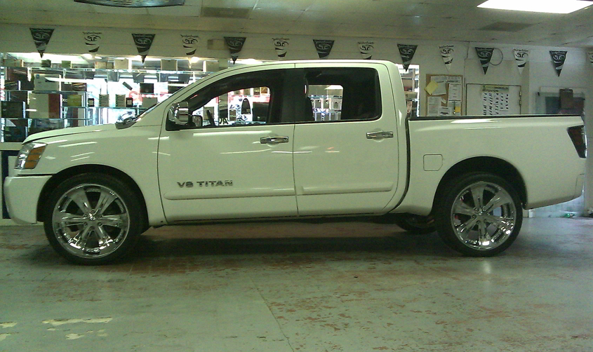 Image for 09 Titan